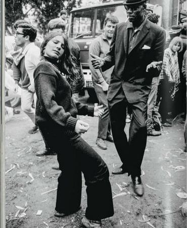 Hippie Dancers, Haight-Ashbury, by Steve Schapiro, Heroic Times (from Taschen book)