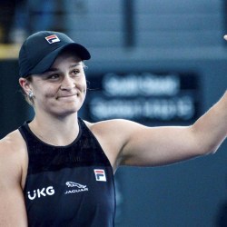 à 25 ans, la numéro 1 mondiale Ashleigh Barty prend sa retraite