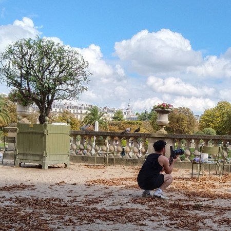 Paris c’est une blonde, Qui plaît à tout le monde - photo by William Eaton, 2023 (b)